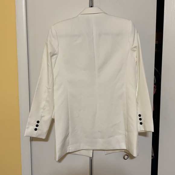 Ivory blazer - Picture 10 of 10